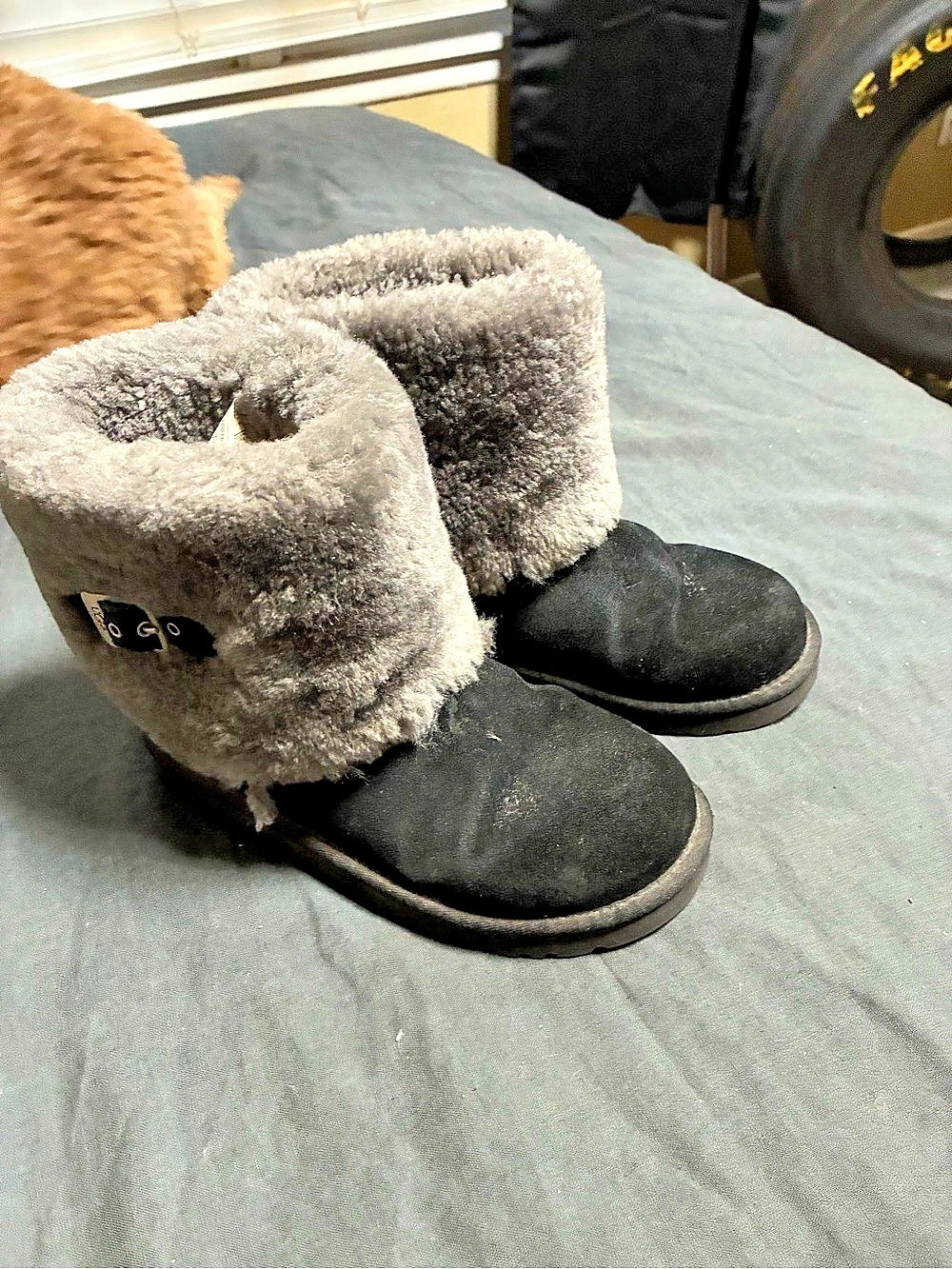 UGG Shearling Winter Boots in Black & Gray